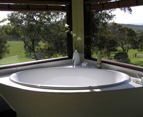 Wildwood Valley Cottages And Cooking School - Accommodation QLD 3