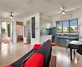Beachside Tropical Retreat - Accommodation QLD 2