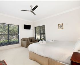 The 17th Tee - Accommodation QLD 3