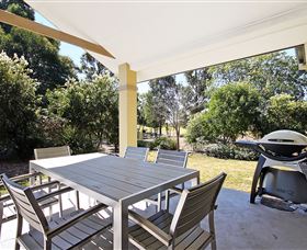 The 17th Tee - Accommodation QLD 7