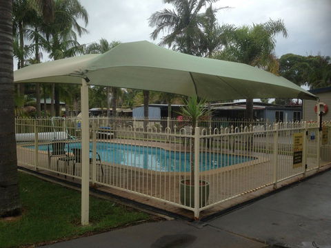Sussex Palms Holiday Park - Accommodation QLD 4