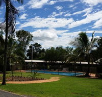 Farmgate Backpackers - Accommodation QLD