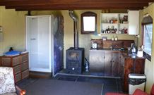 Tyrra Cottage Bed And Breakfast - Accommodation QLD 6