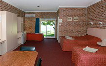 Gloucester Country Lodge Motel - Gloucester - Accommodation QLD 4