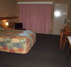 Holbrook Town Centre Motor Inn - Holbrook - Accommodation QLD