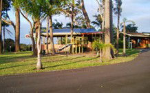 Tabourie Lake Motor Inn - Tabourie Lake - Accommodation QLD 0