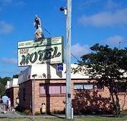 Jackie Howe Motel - Accommodation QLD