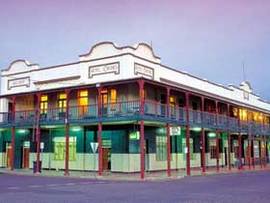 Hotel Corones - Accommodation QLD 0