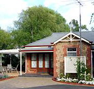 Amble In Self Contained Accommodation - Garden Retreat B  B - Accommodation QLD