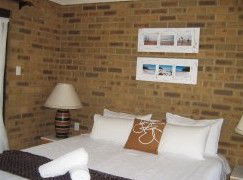 Myall River Palms Motor Inn - Accommodation QLD 4