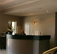 Beau Monde International - Accommodation QLD