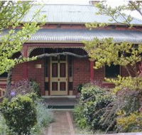FINCHES OF BEECHWORTH - Accommodation QLD