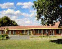 Colonial Motor Inn - Accommodation QLD 1