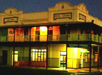 Hotel Corones - Accommodation QLD 1