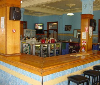 Hotel Corones - Accommodation QLD 4