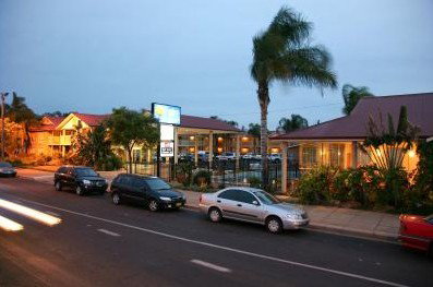 Comfort Inn Blue Lagoon - Accommodation QLD 4