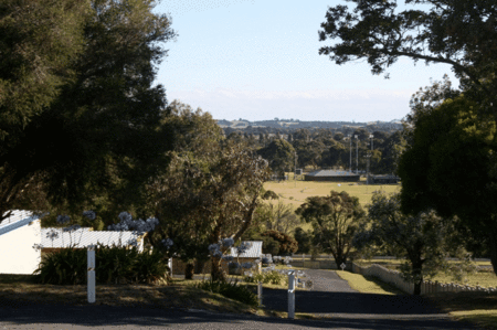 Limestone Coast Tourist Park - Accommodation QLD