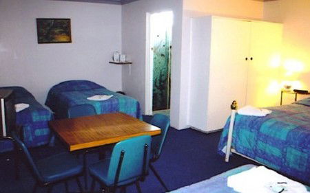 Titania Motel - Accommodation QLD 2