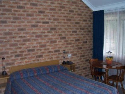 Condobolin Motor Inn - Accommodation QLD 5