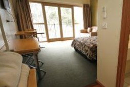 Best Western Forbes Victoria Inn - Accommodation QLD 2