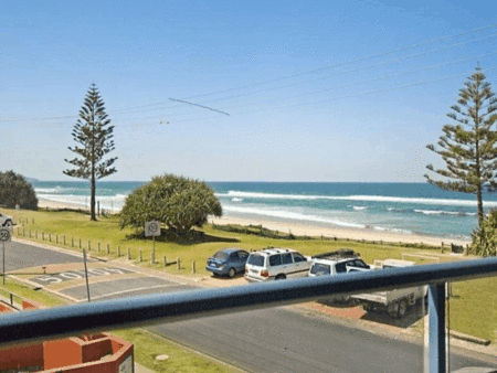 Lennox Point Holiday Apartments - Accommodation QLD 1