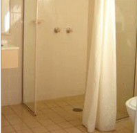 Country Gardens Motor Inn - Accommodation QLD 3