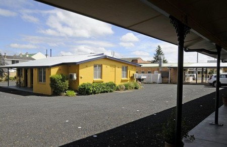Amber Motel - Accommodation QLD 1