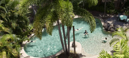 Golden Sands Beachfront Apartment Resort - Accommodation QLD 1