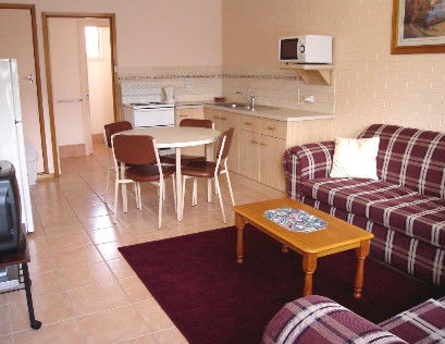 Goldfields Holiday Units - Accommodation QLD 2