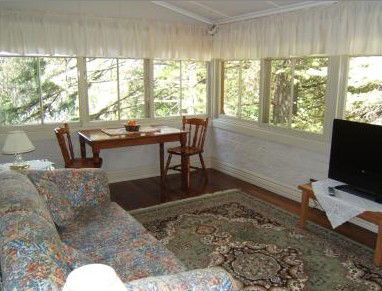 Whispering Pines - Accommodation QLD 2