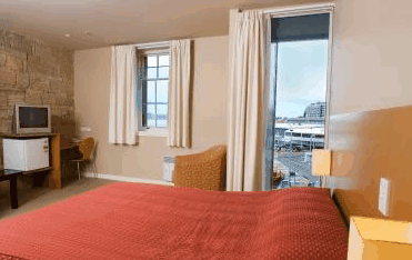 Customs House Waterfront Hotel - Accommodation QLD 2