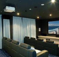 Artique Resort - Accommodation QLD