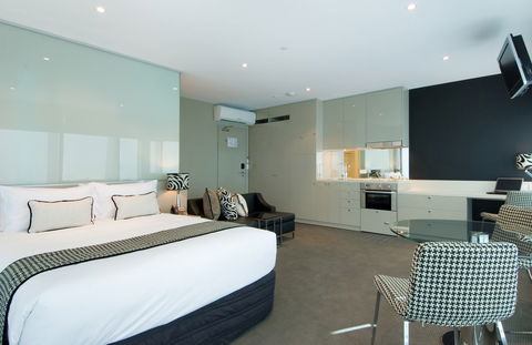 Mantra Bell City - Accommodation QLD 1