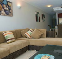 Waters Edge Apartments Cairns - Accommodation QLD