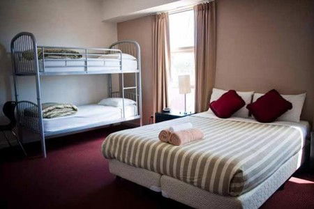 Habitat HQ - Accommodation QLD 3