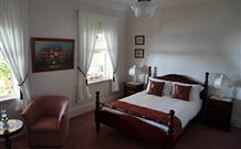 Leconfield House - Accommodation QLD 1