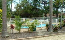 Costa Rica Resort Motel - South - Accommodation QLD 3