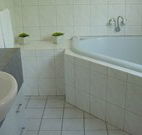 Alfie's - Accommodation QLD