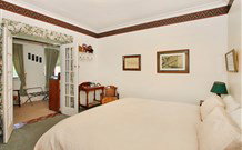 Amelies - Accommodation QLD 1