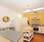 Bi J's - Accommodation QLD