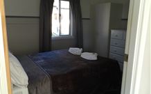 Charles Rasp Cottage - Accommodation QLD 4
