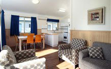 Dam It Getaway - Accommodation QLD 3