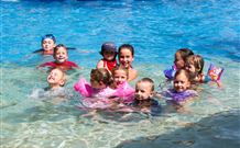 Montrose House And Berry Farm - Accommodation QLD 3