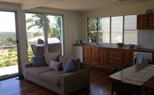 Silky Oak Cottage - Accommodation QLD 2