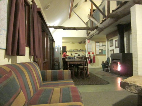 Blue Mountains - Hawkesbury Heights YHA - Accommodation QLD 7