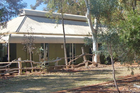 Ayers Rock - Outback Pioneer Lodge - Accommodation QLD 2