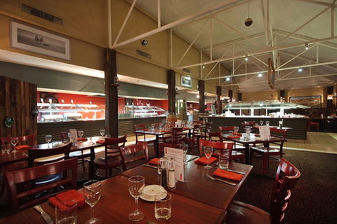 Ayers Rock - Outback Pioneer Lodge - Accommodation QLD 7