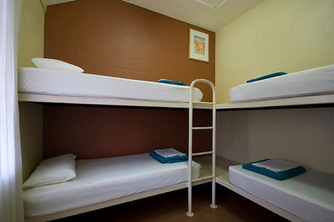 Ayers Rock - Outback Pioneer Lodge - Accommodation QLD 9