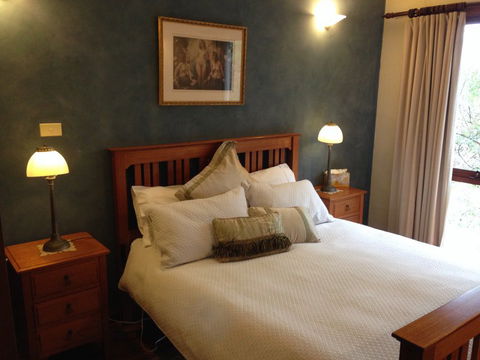 Studio Cottages - Accommodation QLD 6