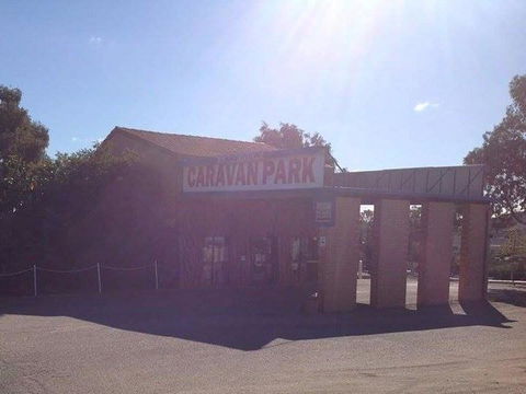Broken Hill Lake View Caravan Park - Accommodation QLD 6